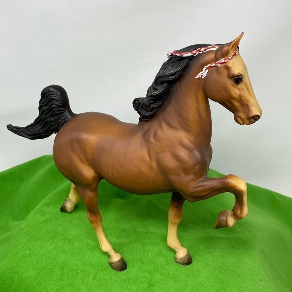 Breyer Commander Vintage Five Gaiter Sorrel #52 Traditional Red Ribbon Horse